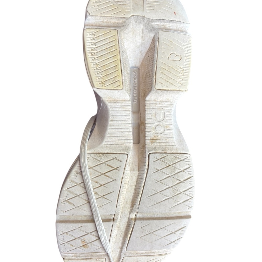 On Running Cloudpulse White | Frost Women's Sneakers sz 8.5 preloved - Picture 2 of 7